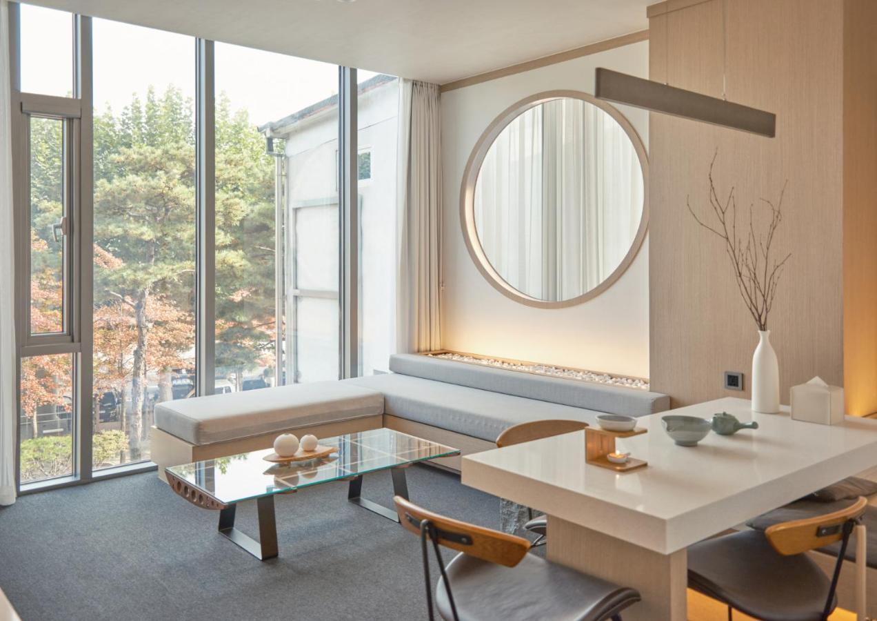Uh Suite The Seoul Exterior foto