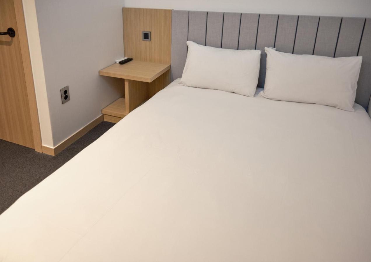 Uh Suite The Seoul Exterior foto