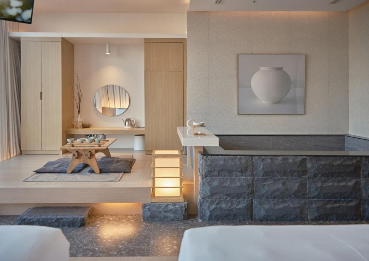 Uh Suite The Seoul Exterior foto