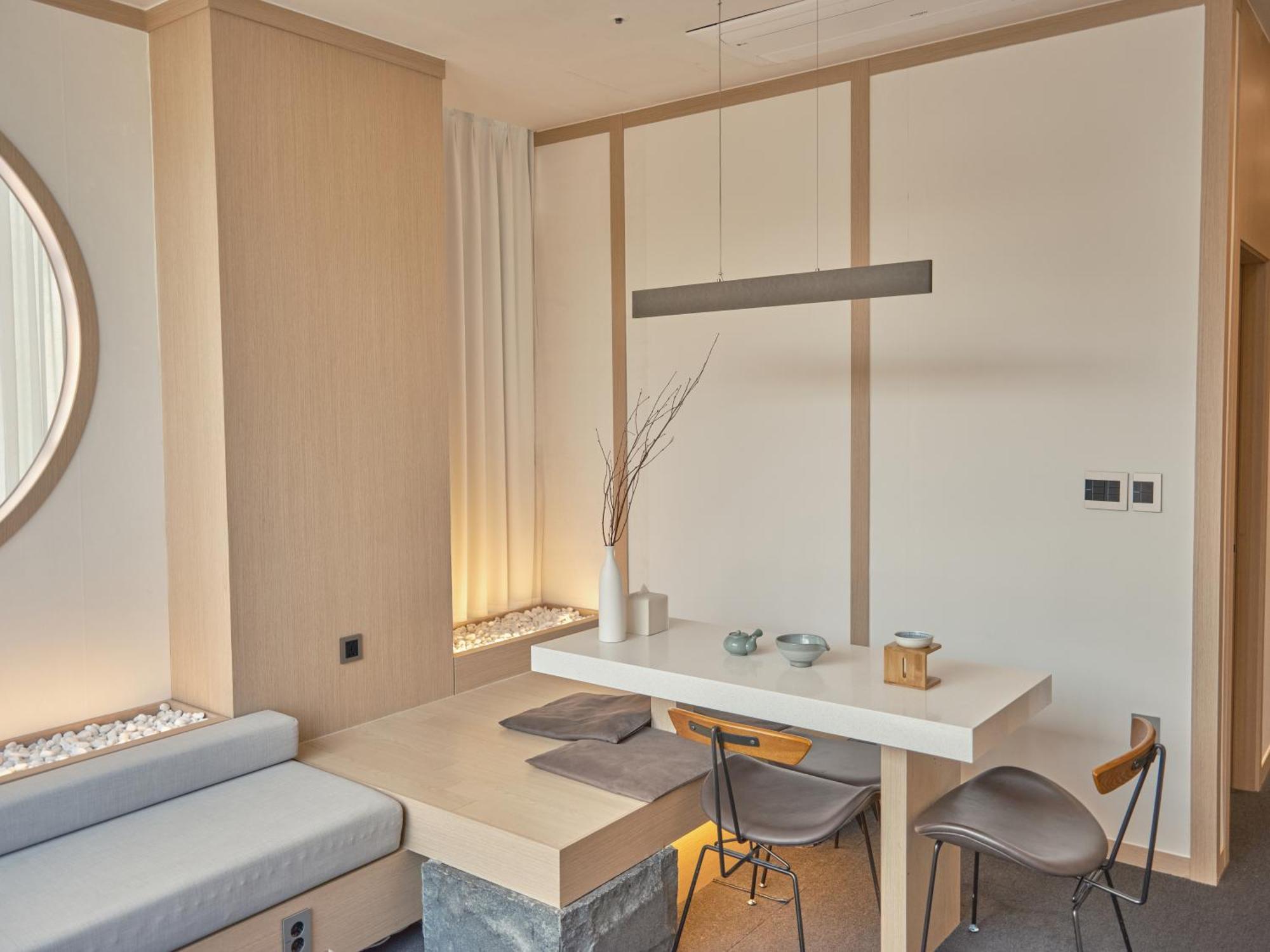 Uh Suite The Seoul Exterior foto